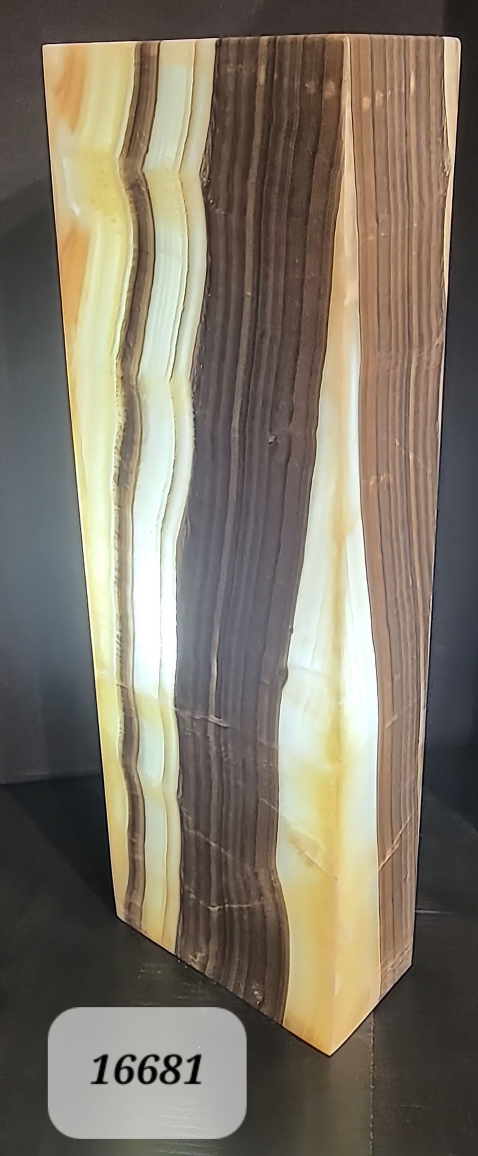 24"x8"x4" Onyx Lamp