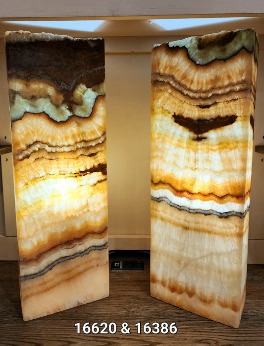 24" x 8" x 4" Onyx Lamp