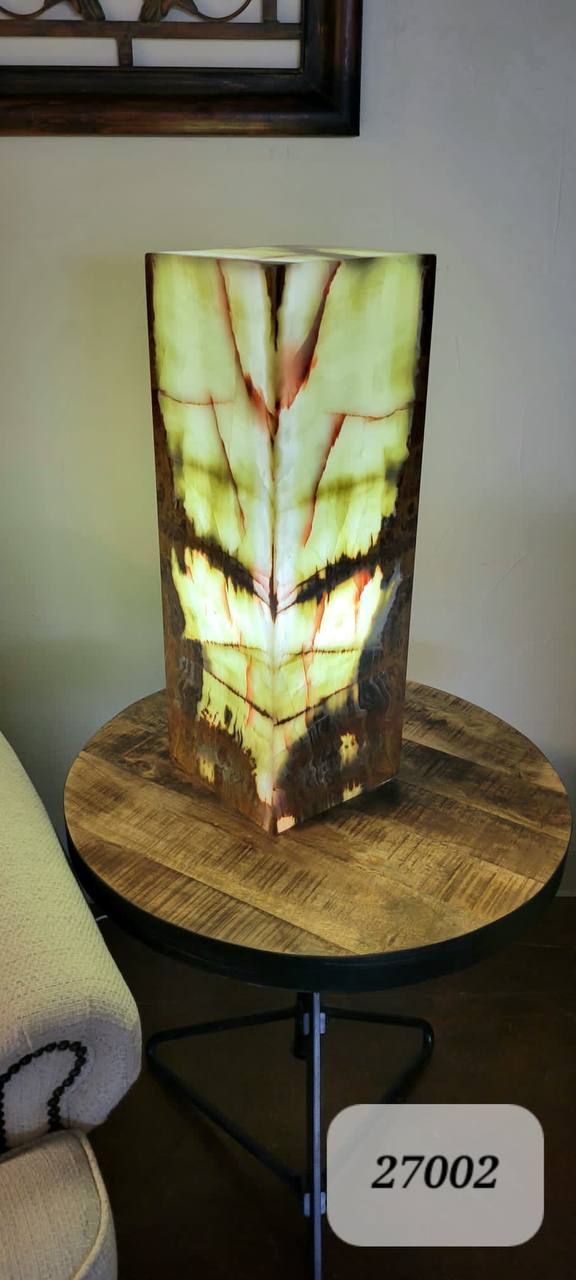 24" x 10" x 10" Onyx Lamp